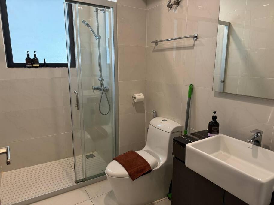Pangsapuri Country Garden Danga Bay 3br 6pax Johor Bahru