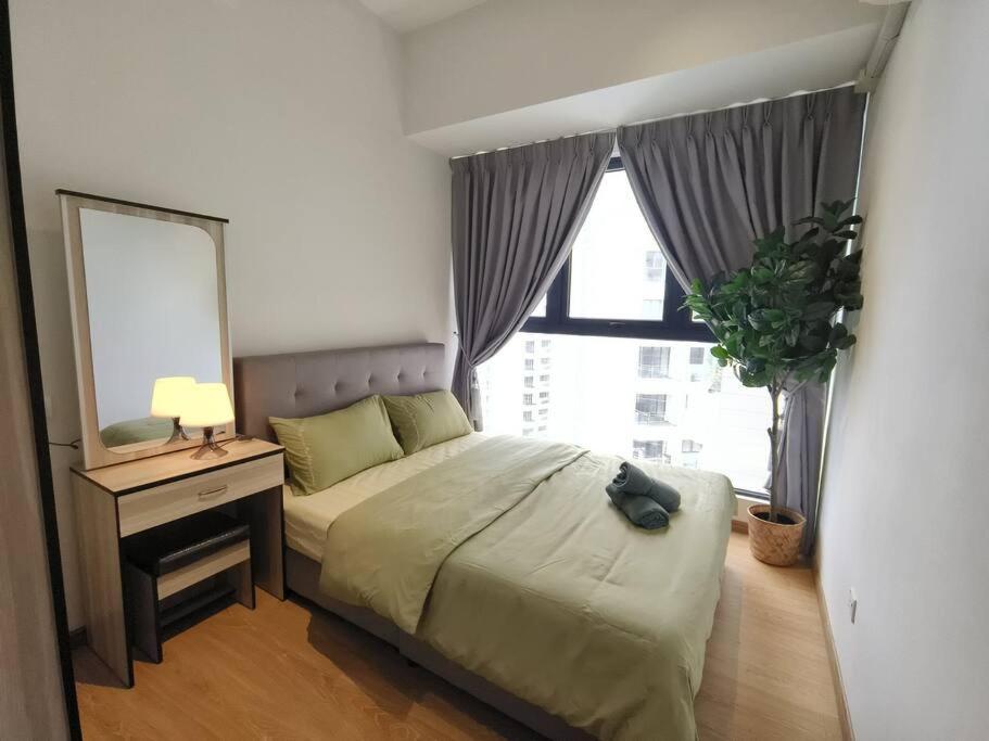 Country Garden Danga Bay 3br 6pax Apartemen